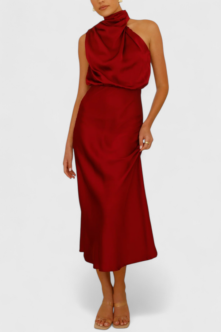 Vestido Elegante Rina con Cuello Halter y Drapeado
