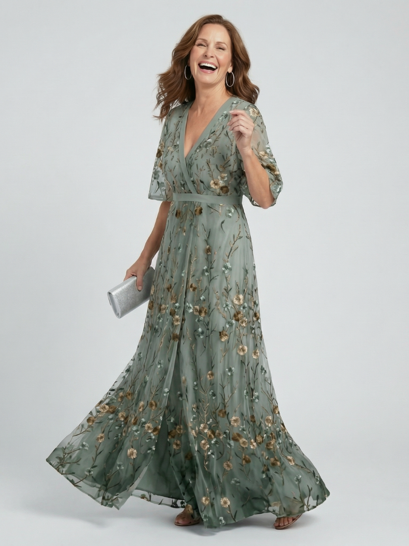 Selena™ | Vestido Maxi Halter Floral en Verde Salvia" can be rewritten as:

"Selena™ | Vestido Largo Halter Floral en Verde Salvia