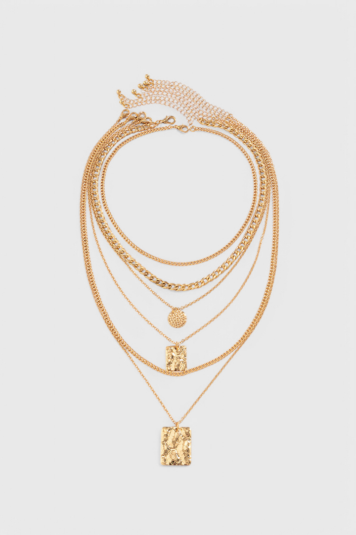 Collar de Cadena Metálica con Colgante Geométrico