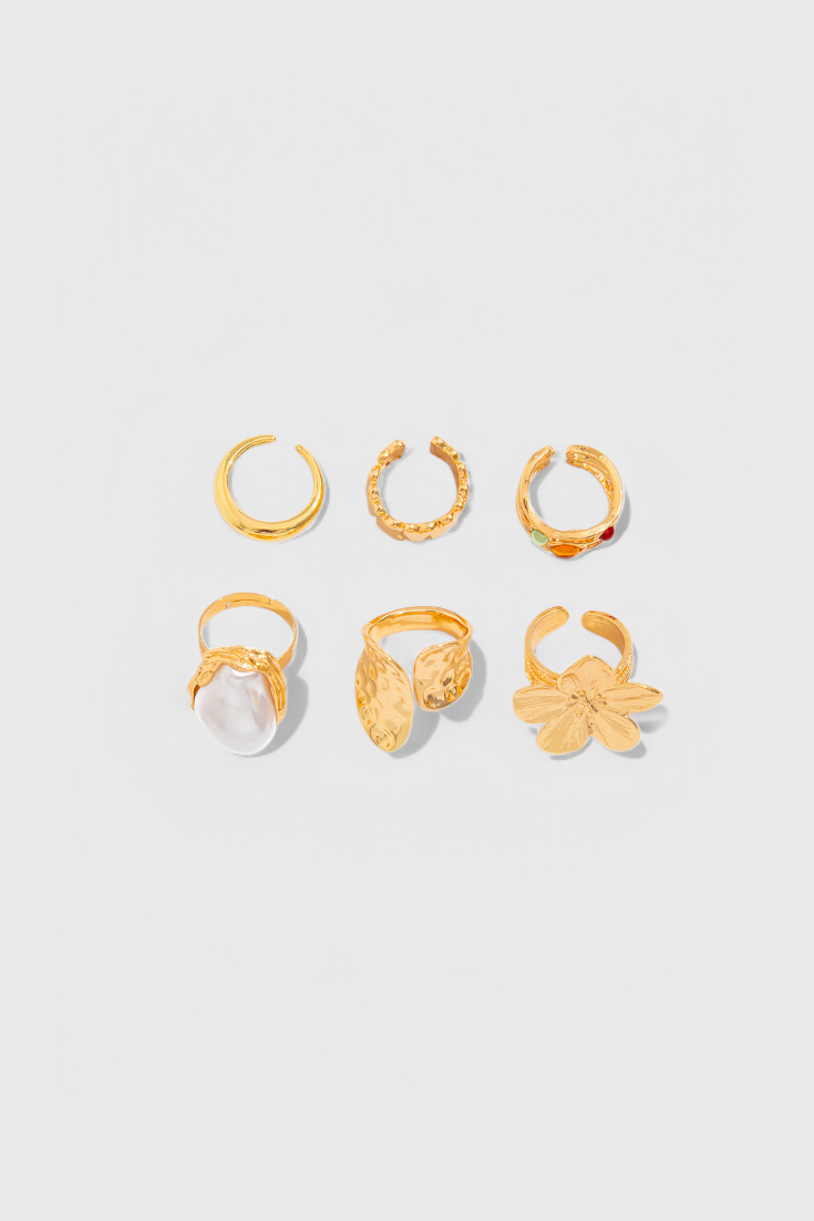 Anillo Abierto de Perla en Diseño de Flor Líquida