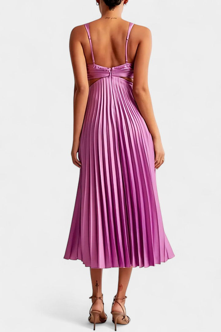 Vestido Sin Mangas de Selena con Pliegues, Corte Lateral y Detalle Torcido