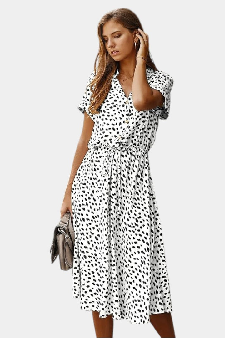 Vestido Midi de Lunares Rovena con Cuello Camisero y Cintura Ajustable