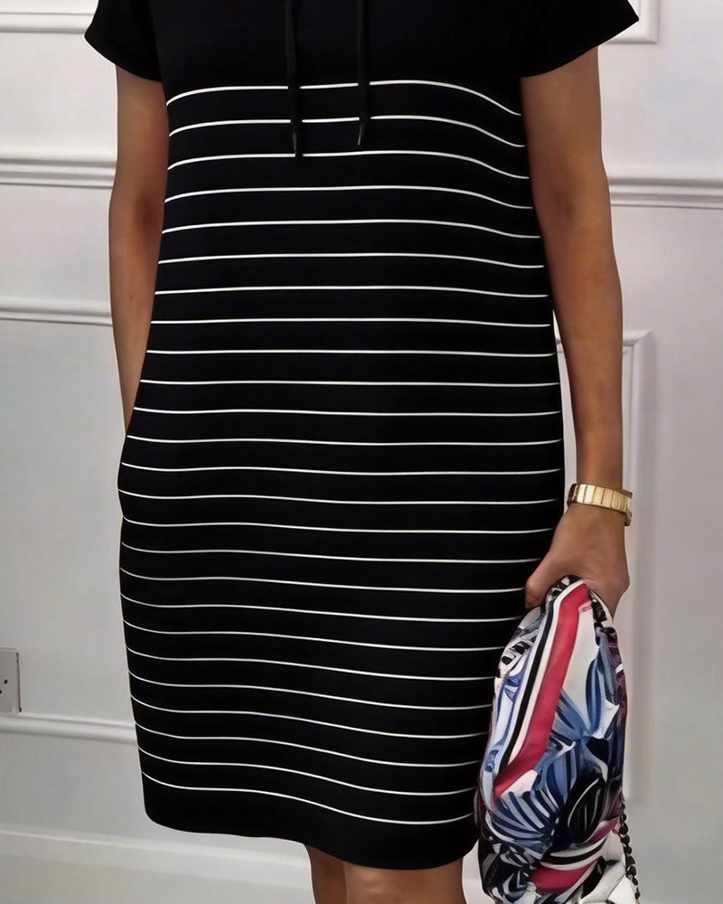 Gabriela™ | Vestido Casual con Capucha y Rayas Tejidas