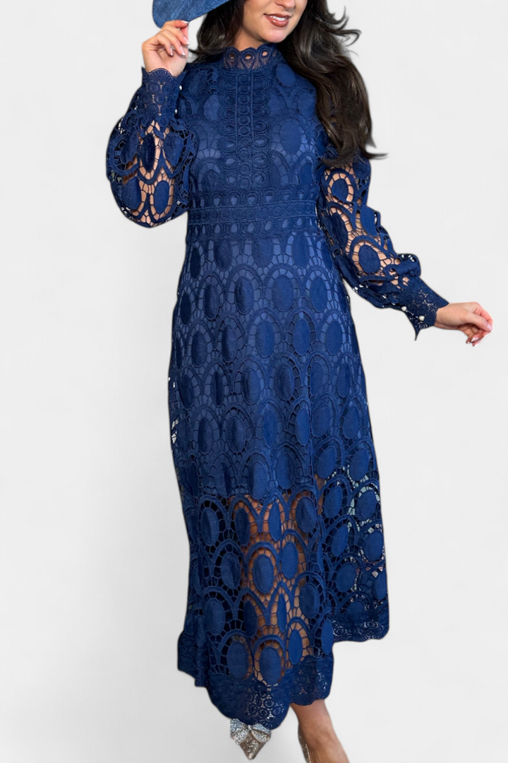 Jovie Vestido Midi de Encaje con Bordado y Cuello Alto