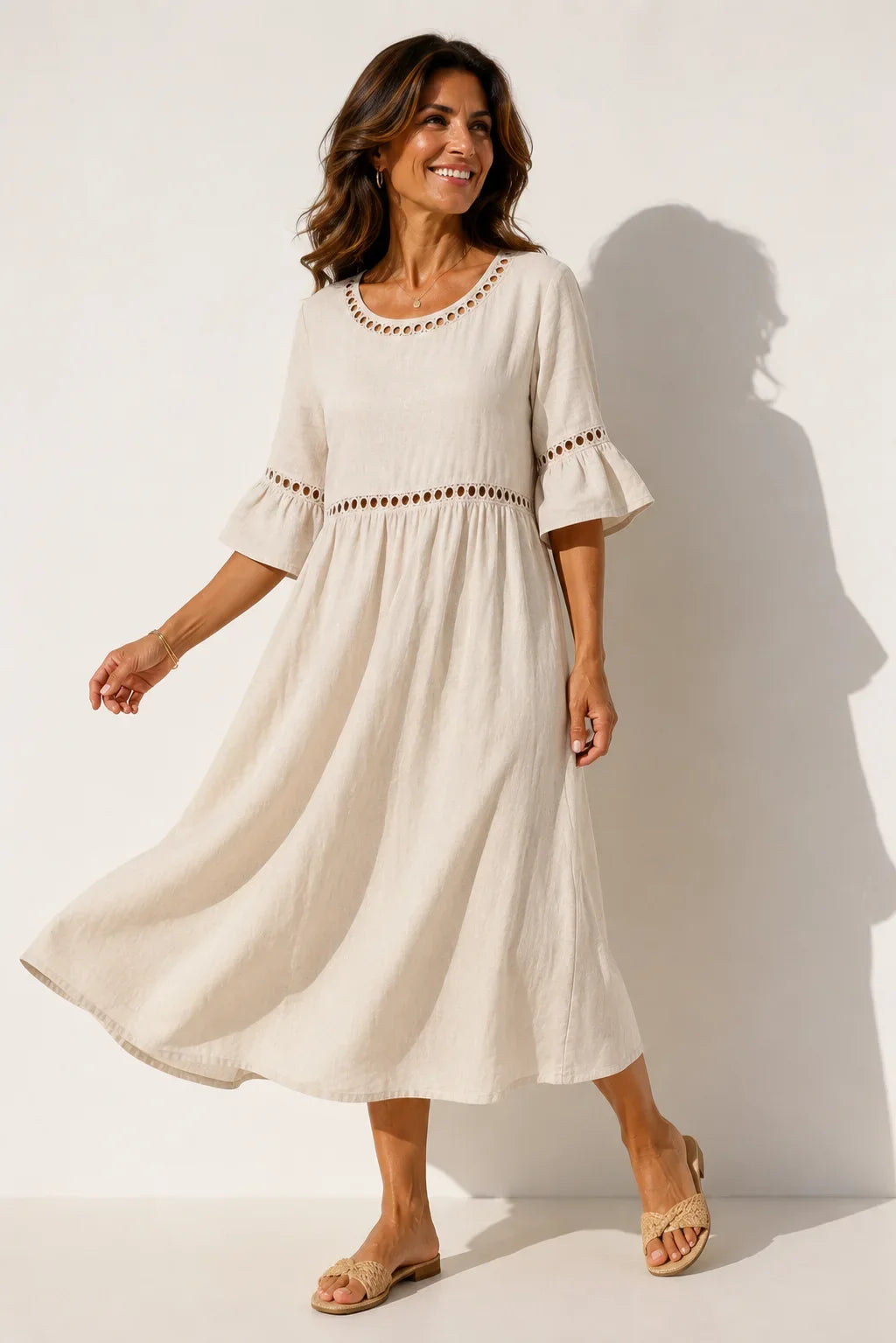 Carmela™ | Vestido Midi de Lino con Cuello Redondo y Mangas Acampanadas