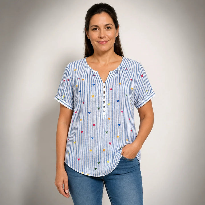 Cristina™ | Camisa de Rayas con Diseño de Corazones