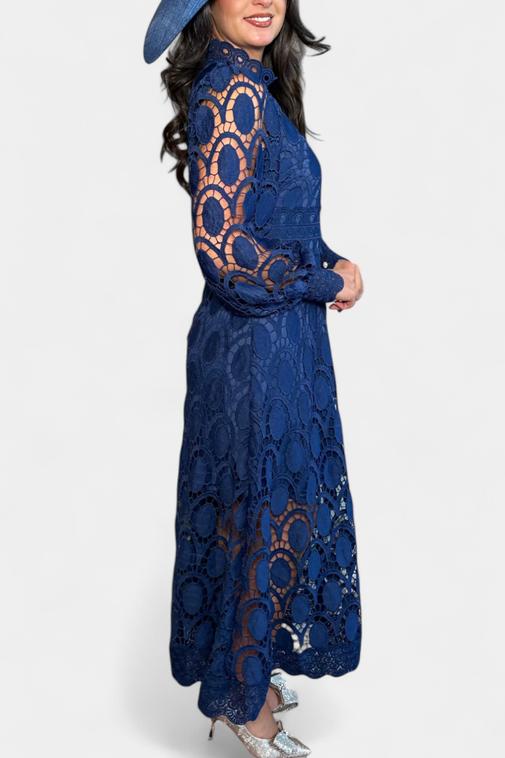 Jovie Vestido Midi de Encaje con Bordado y Cuello Alto