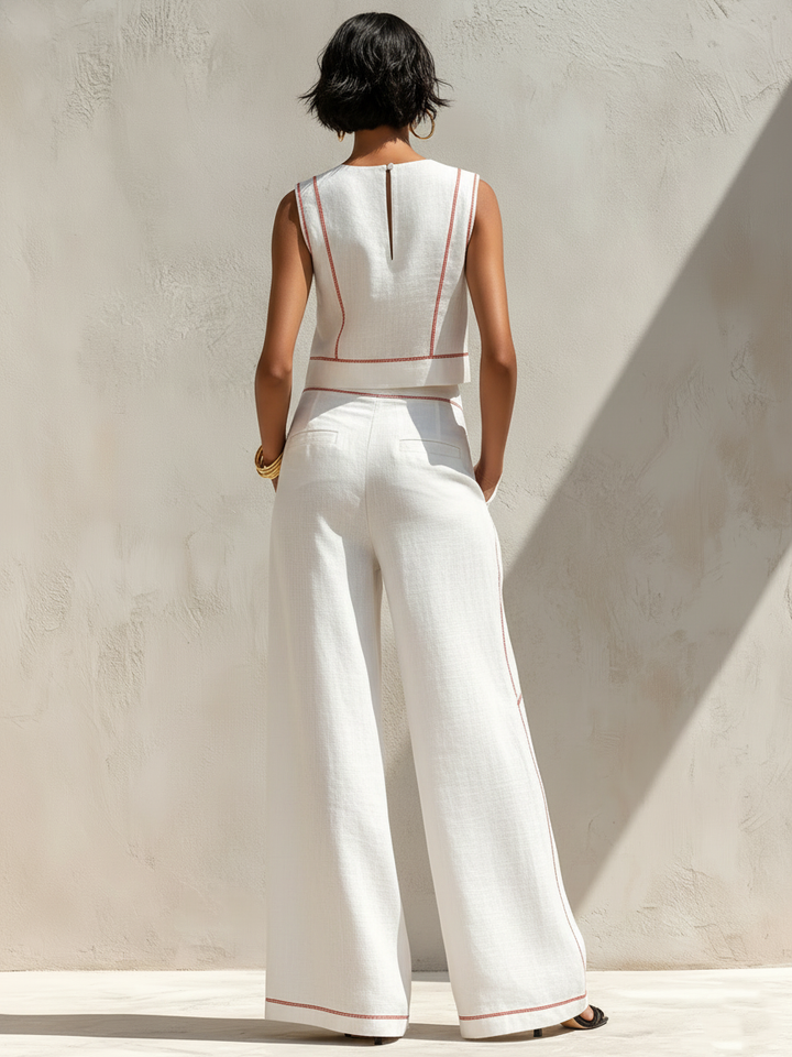 Conjunto Elegante de Pantalón con Detalles de Costuras en Contraste