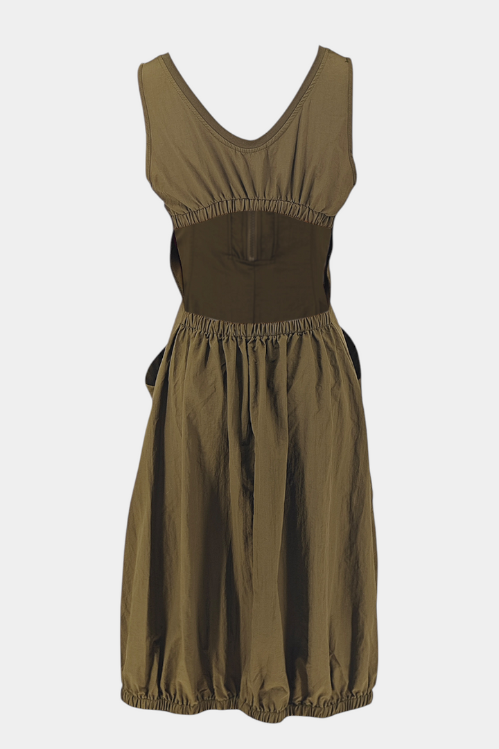 Vestido Midi Katana con Dobladillo de Burbujas y Corsé Entallado
