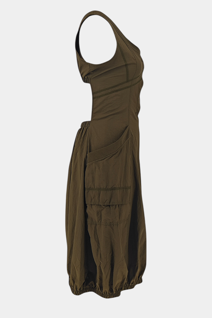Vestido Midi Katana con Dobladillo de Burbujas y Corsé Entallado