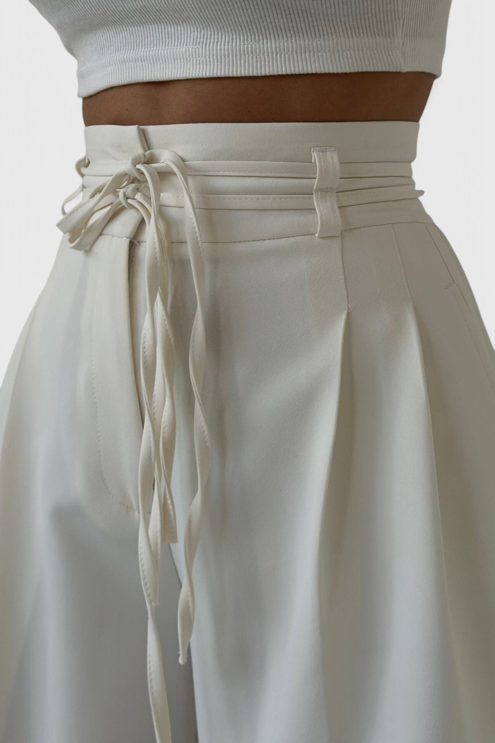 Sophie Pantalones de pierna ancha con lazo