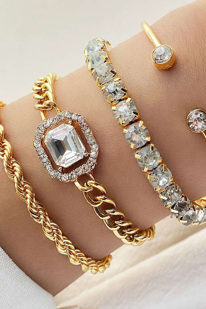 Set de Pulseras con Estilo de Tachuelas