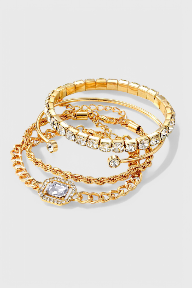 Set de Pulseras con Estilo de Tachuelas
