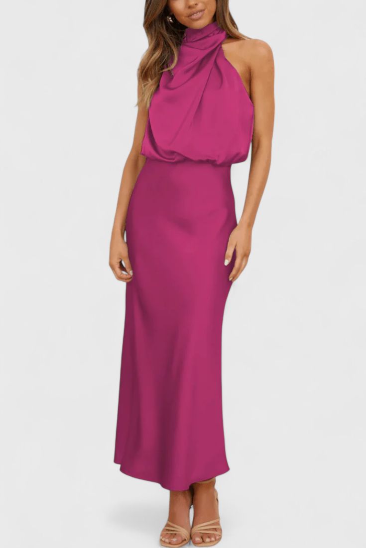 Vestido Elegante Rina con Cuello Halter y Drapeado