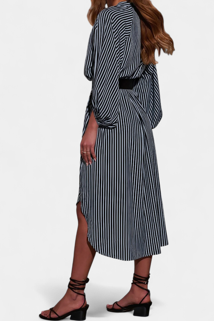 Vestido Rayado Eliana con Cinturón y Cuello en V