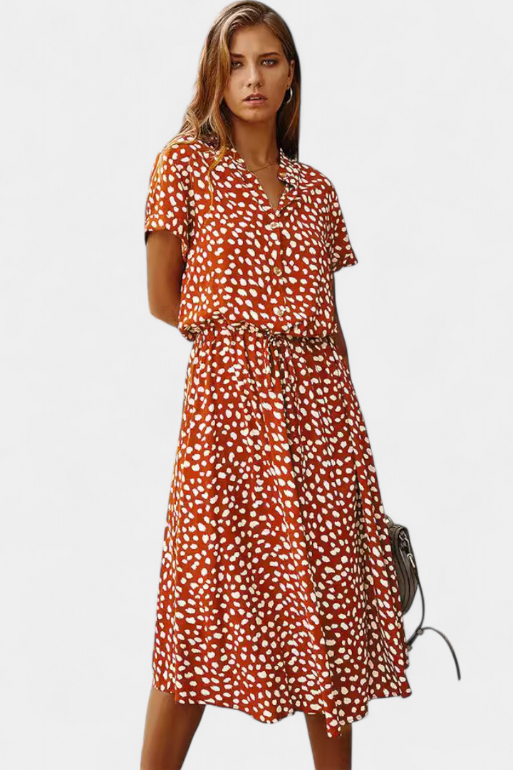 Vestido Midi de Lunares Rovena con Cuello Camisero y Cintura Ajustable