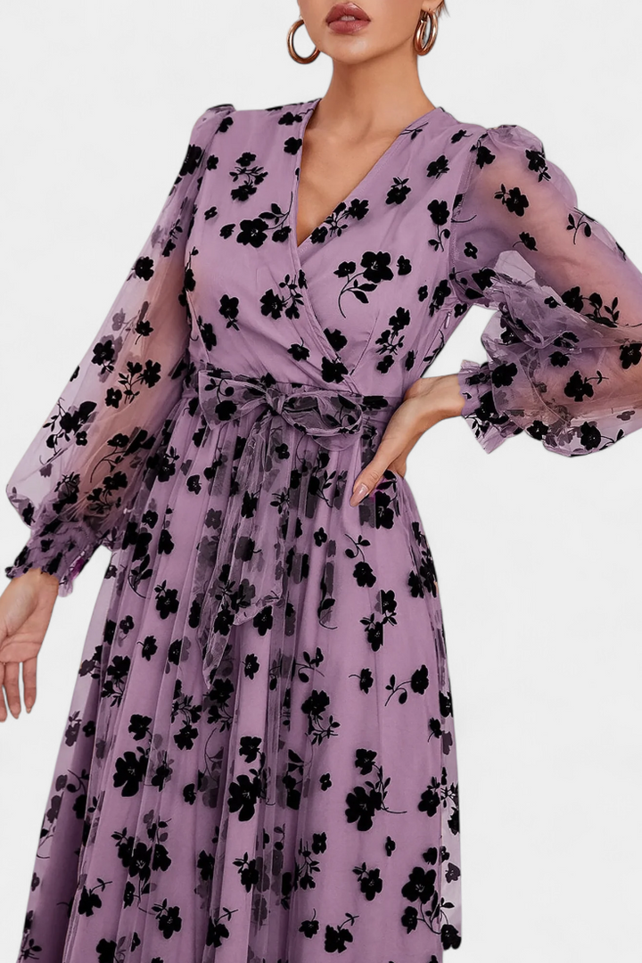 Iolanda Vestido Maxi de Encaje Floral con Mangas Abullonadas